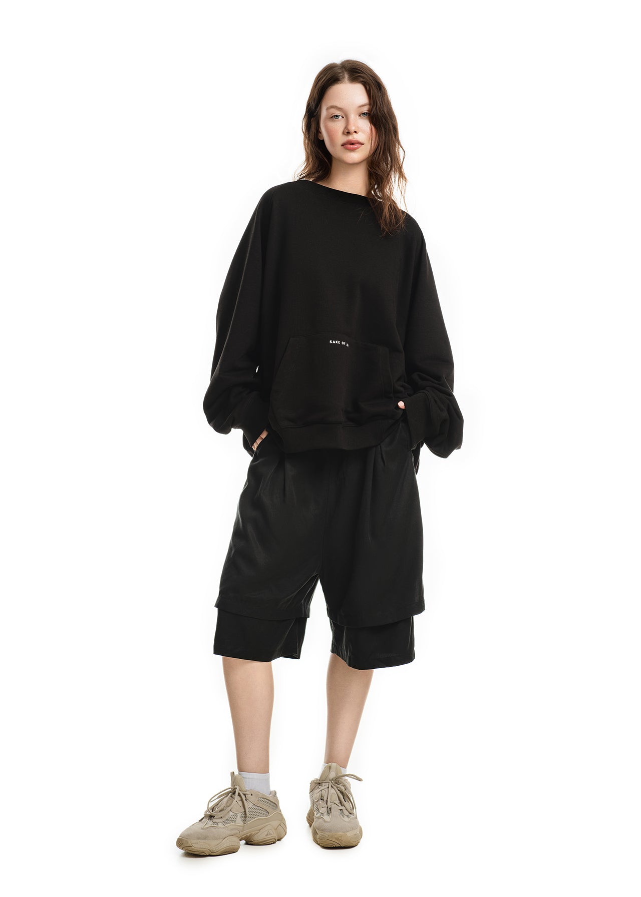 SAKE OF ART Oversized Sweatshirt – Black Edition